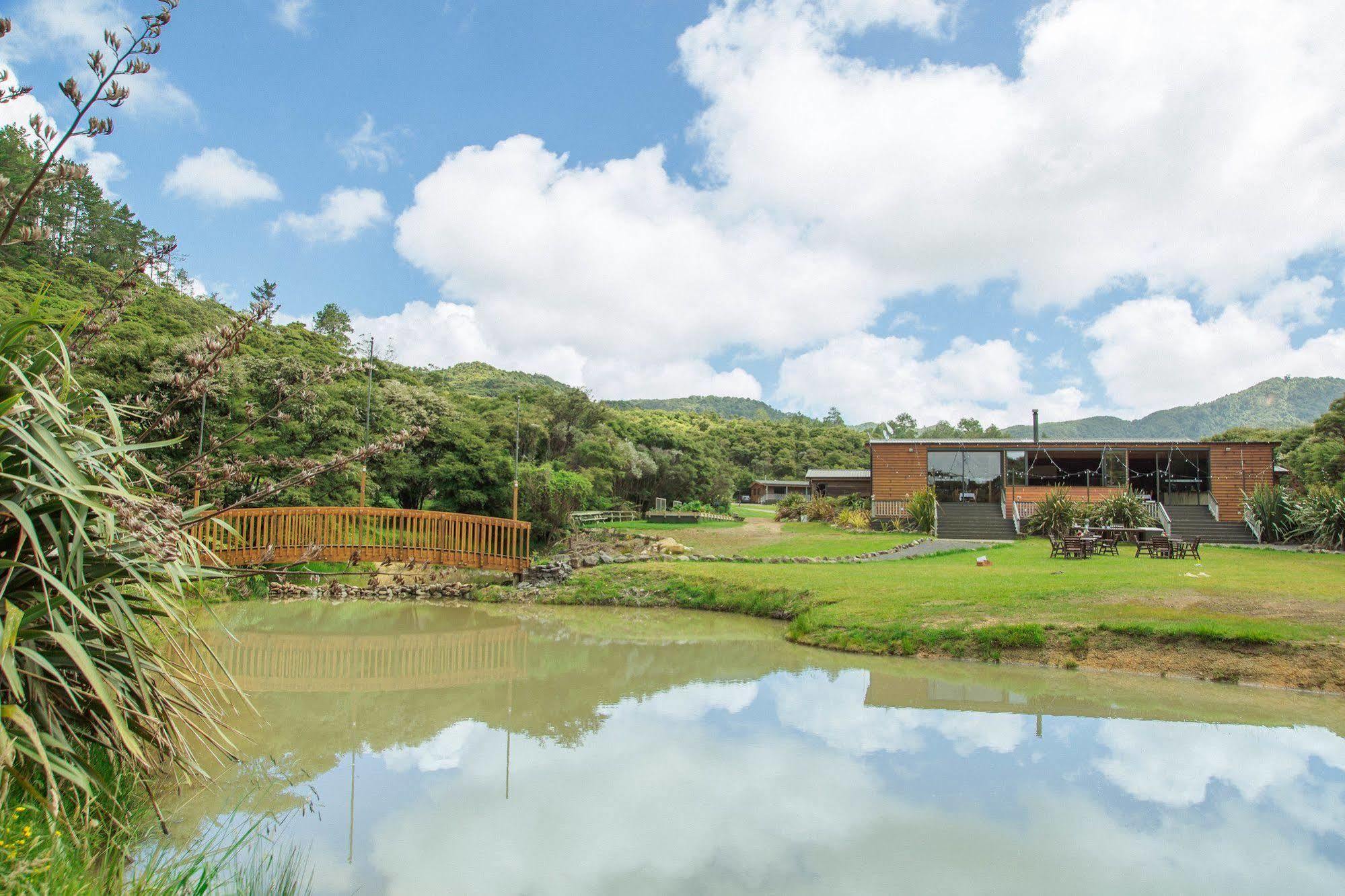 ตันเกียโร กีวี รีทรีต Villa Port Charles ภายนอก รูปภาพ